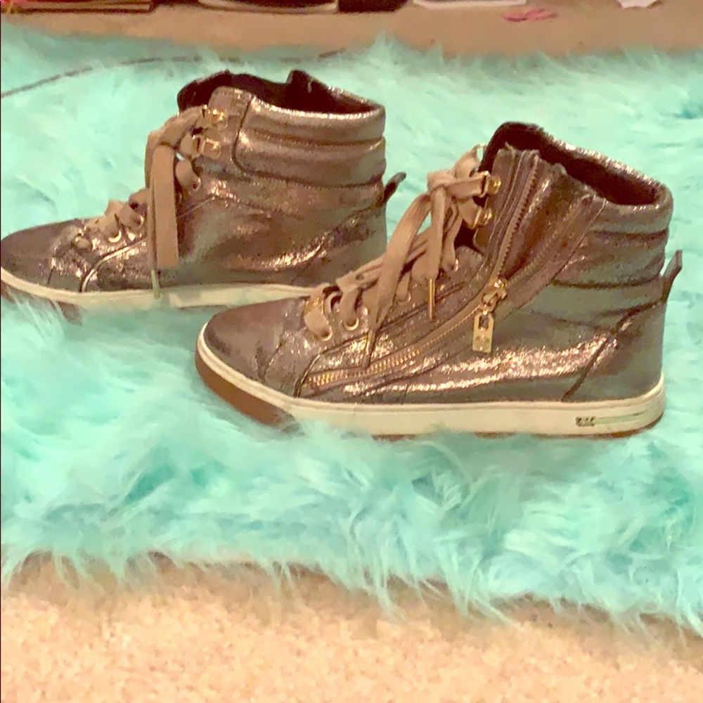 Michael kors hightop tennis shoes